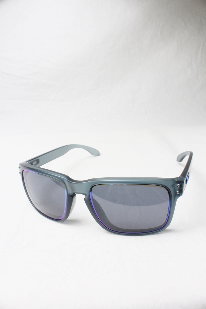 OAKLEY Holbrook 9244-3956