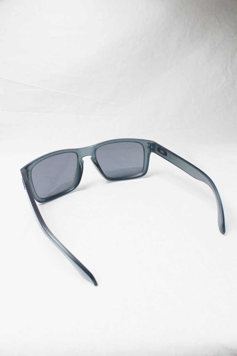 OAKLEY Holbrook 9244-3956