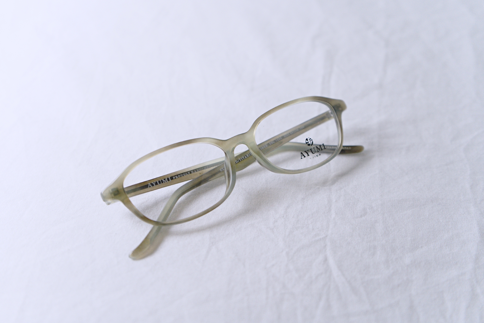 歩‐AYUMI- マコト眼鏡 【 Celluloid Color Collection 】 – メガネ工房 